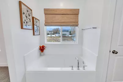 2774 W Coastline Dr, Syracuse, UT 84075 - Photo 23