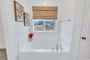 2774 W Coastline Dr, Syracuse, UT 84075 - Photo 23