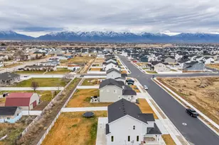 2774 W Coastline Dr, Syracuse, UT 84075 - Photo 43