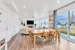 2774 W Coastline Dr, Syracuse, UT 84075 - Photo 9