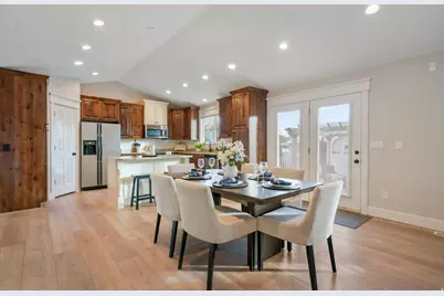 4535 W Honeycut Cir, Cedar Hills, UT 84062 - Photo 9