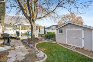 4535 W Honeycut Cir, Cedar Hills, UT 84062 - Photo 35