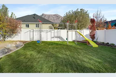 4535 W Honeycut Cir, Cedar Hills, UT 84062 - Photo 39