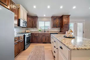 4535 W Honeycut Cir, Cedar Hills, UT 84062 - Photo 7