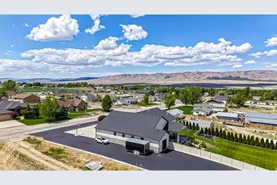 435 E 100 N, Mona, UT 84645 - Photo 53