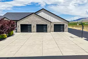 435 E 100 N, Mona, UT 84645 - Photo 33