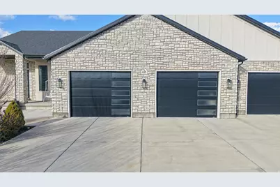 435 E 100 N, Mona, UT 84645 - Photo 35