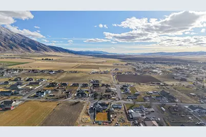 435 E 100 N, Mona, UT 84645 - Photo 51