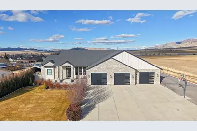 435 E 100 N, Mona, UT 84645 - Photo 1