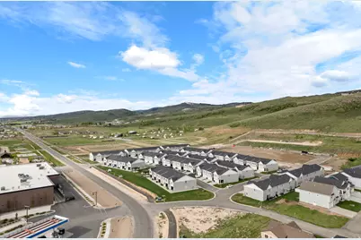 475 N Paradise Parkway Dr, Garden City, UT 84028 - Photo 17