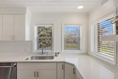 199 N 300 W, Garden City, UT 84028 - Photo 5