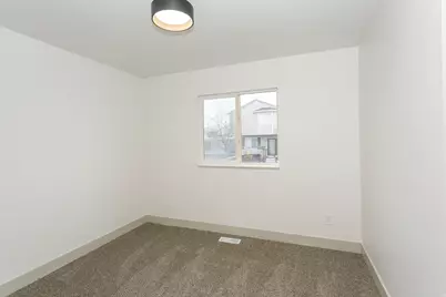 5556 S 3800 W, Roy, UT 84067 - Photo 13