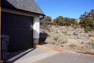 523 W 1000 North St, Torrey, UT 84775 - Photo 23