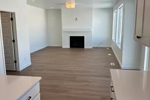 7117 N Smart Ln, Eagle Mountain, UT 84005 - Photo 13