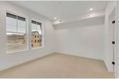 6996 W Hidden Hills Way #182, West Jordan, UT 84081 - Photo 9