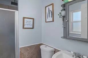 1371 E Sudbury Ave S, Sandy, UT 84093 - Photo 11