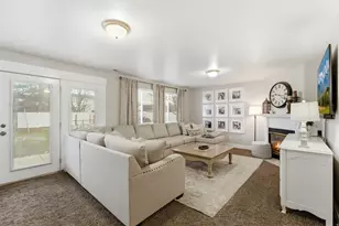 794 W 2300 S, Syracuse, UT 84075 - Photo 3