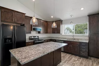 2215 W Bonniebrook S, Taylorsville, UT 84129 - Photo 7