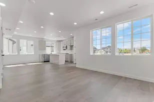 987 N Amberly Dr, North Salt Lake, UT 84054 - Photo 11
