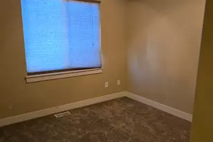 8971 S Valley Ct, Sandy, UT 84094 - Photo 21