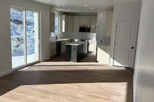 2962 E Serdar Ln, Eagle Mountain, UT 84005 - Photo 9