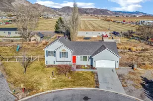 272 N 350 E, Elsinore, UT 84724 - Photo 3