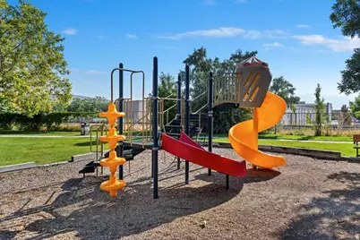 4790 W Barletta Ct, West Jordan, UT 84084 - Photo 23