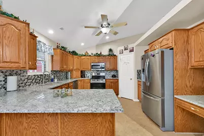 903 W 1730 N, Clinton, UT 84015 - Photo 13