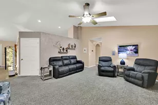 903 W 1730 N, Clinton, UT 84015 - Photo 19