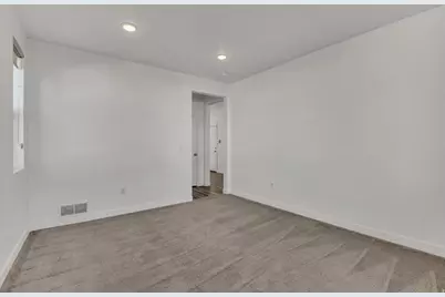 717 W Wynwood Dr, Murray, UT 84123 - Photo 5