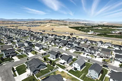 1017 S Red Cliff Dr, Santaquin, UT 84655 - Photo 41