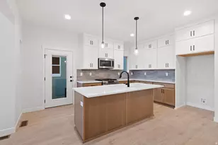 11383 S Easy Bee Rd, South Jordan, UT 84009 - Photo 3