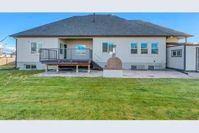22 W 1000 S, Lehi, UT 84043 - Photo 9
