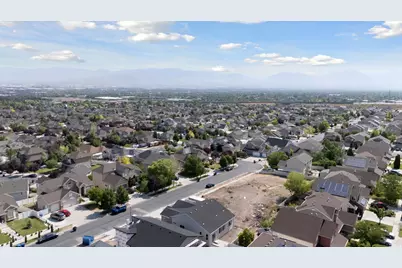 6301 W Cape Ln, West Valley, UT 84128 - Photo 33