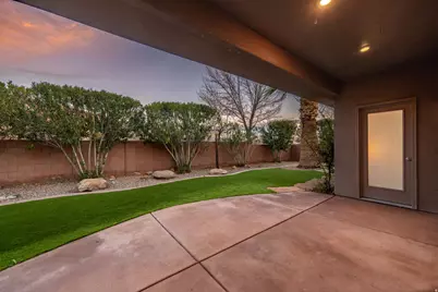 2334 S River Rd #5, Saint George, UT 84770 - Photo 29