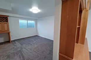 8461 S 2385 W, West Jordan, UT 84088 - Photo 37