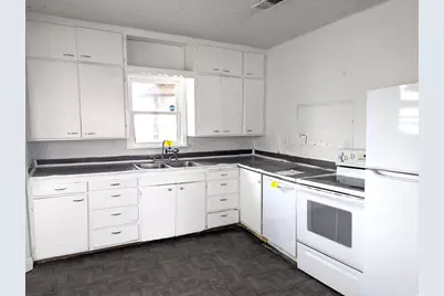 348 E Main St S, Grantsville, UT 84029 - Photo 7