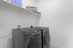 293 E Bedford Dr, Stansbury Park, UT 84074 - Photo 17