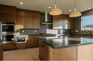 2862 E Hayloft Ln, Heber City, UT 84032 - Photo 3