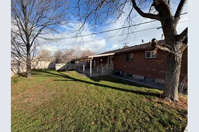 560 S 100 W, Tremonton, UT 84337 - Photo 5