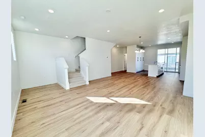 1682 N 1600 W, Layton, UT 84041 - Photo 9