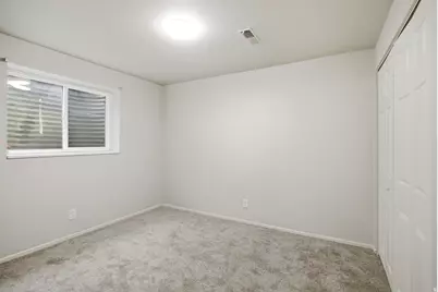 118 W 220 S, Orem, UT 84058 - Photo 27