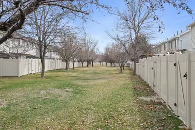 962 Independence Ave, Provo, UT 84604 - Photo 23