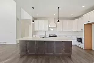 6957 W Farnsworth Peak Dr S, West Jordan, UT 84081 - Photo 9