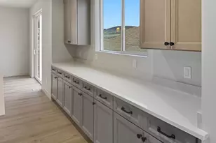 6938 W W Pointe Cedar Ln St, West Jordan, UT 84081 - Photo 9