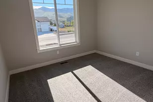 557 N 510 E, Smithfield, UT 84335 - Photo 9