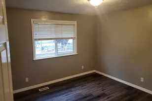 2598 W Woodhill Circle, Taylorsville, UT 84129 - Photo 9