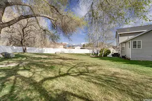 6653 S Dale Park Cir, West Jordan, UT 84084 - Photo 19
