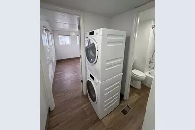 3087 S Homecrest St, West Valley, UT 84119 - Photo 13