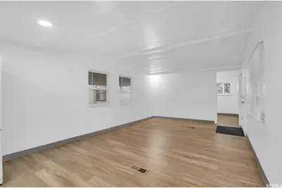 3087 S Homecrest St, West Valley, UT 84119 - Photo 13